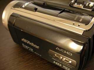 操作を誤ってフォーマットした。 Victor Everio GZ-HD40 【復旧事例】
