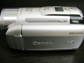 ビデオカメラの内臓メモリ内の映像を誤って消去した。 Canon iVIS HF M32 【復旧事例】