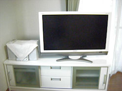 白いテレビ台
