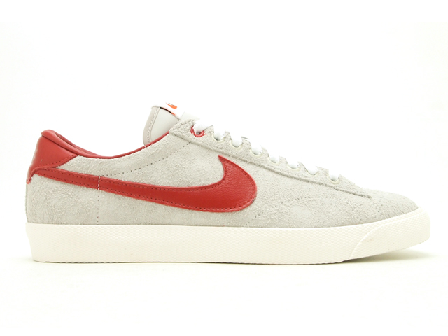 ナイキ  クロット テニスクラシックAC ライトボーン/ヴァーシティーレッド ホワイト 515011-001