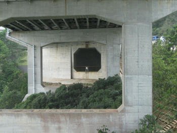 imi03.jpg