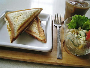 ドライカレーのホットサンド