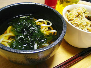 わかめうどんと雑炊