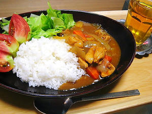 久々の自炊はカレー…