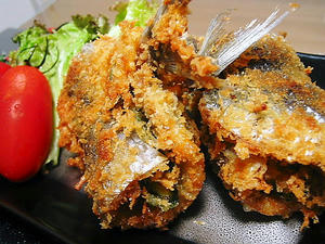 イワシの大葉チーズ巻きフライ