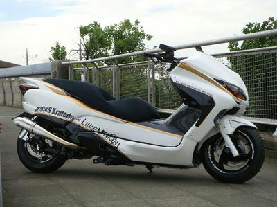 2083402e.JPG