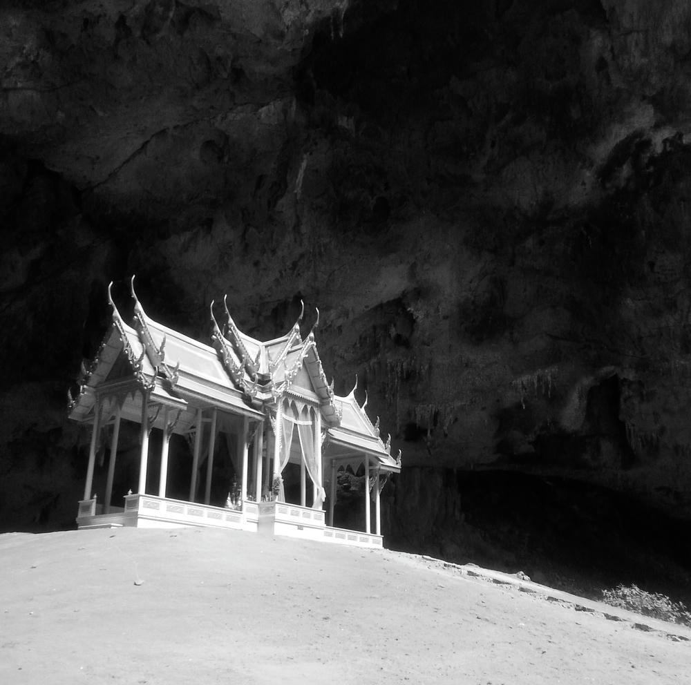 Phraya Nakhon Cave
