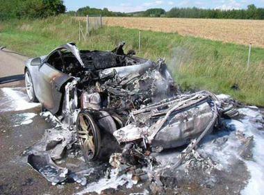 audi_r8_fire1.jpg