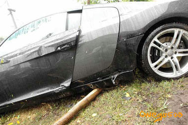 audi_r8_crash3.jpg