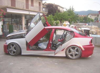 BMW-door-01.jpg