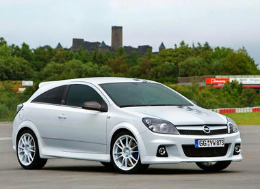 Opel-astra-06.jpg