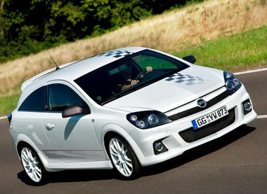 Opel-astra-08.jpg