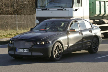 9071206.002.Mini2L.jpg