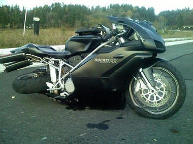 DUCATI-Clash-01.jpg
