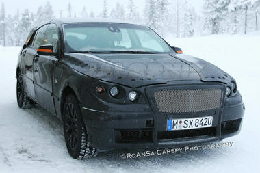 BMW-V5-03.jpg