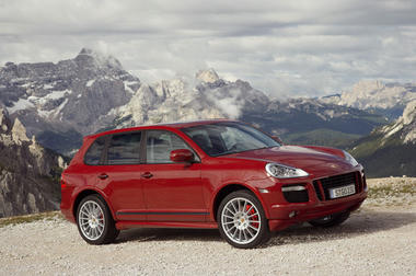Porsche-cayenneGTS-03.jpg
