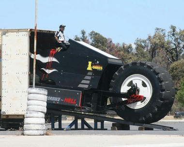 monsterbike-02.jpg