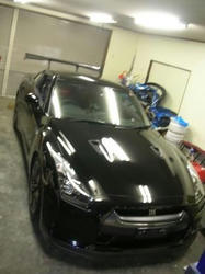 gt-r-wing-front.jpg