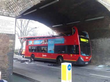 Londonbus-04.jpg