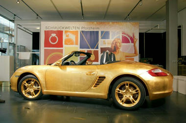gold_porshe_06.jpg
