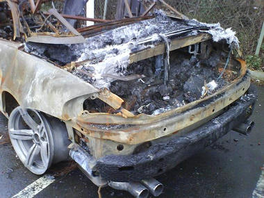 BMW-M6-fire-03.JPG