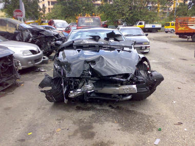 R35crash-01.jpg