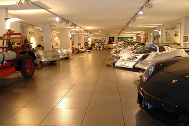 Porsche-museum-03.jpg