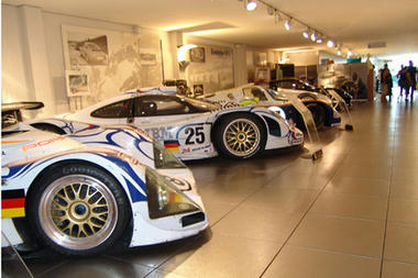 Porsche-museum-04.jpg