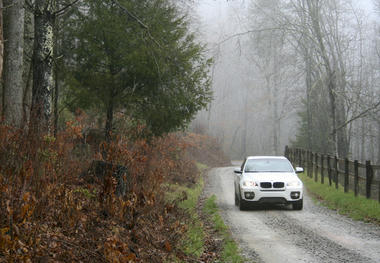 BMWX6-03.jpg