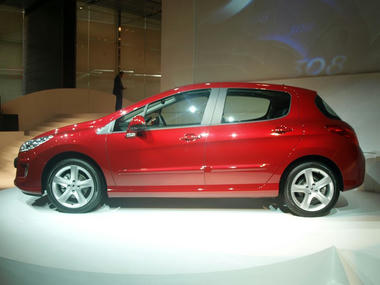 Peugeot308-Release-02.jpg
