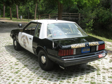 1982CHPFordSSPMustang-03.jpg