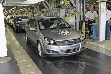 OPEL-ASTRA-01.jpg