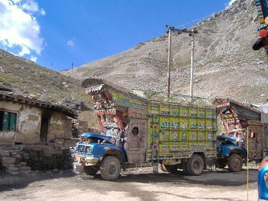 Pakistan-track-05.jpg