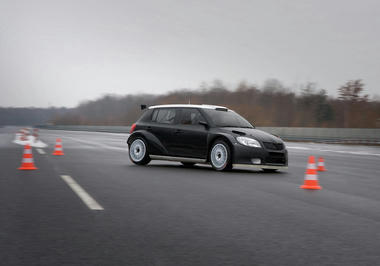Skoda_Fabia_S2000-3.jpg