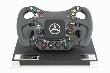 McLarenF1-1.jpg