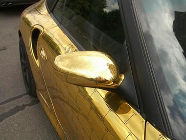 Golden-Porsche02.jpg