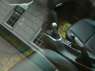 Golden-Porsche03.jpg