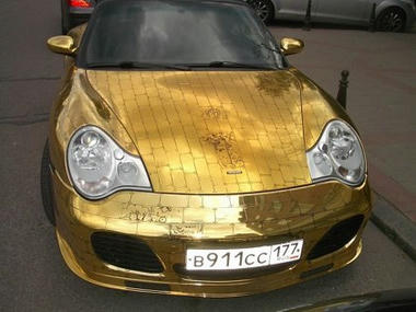 Golden-Porsche09.jpg