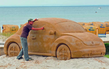 VW-New-Beetle-Sand-Carscoop-3.jpg