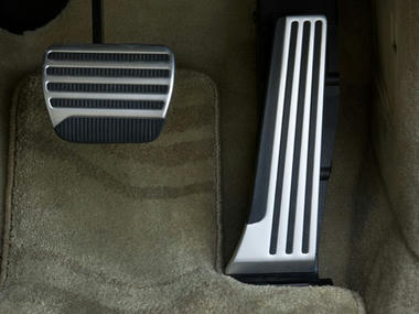 nissan-pedal-04.jpg