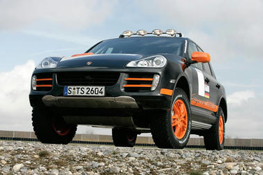 Porsche-Cayenne-rally-05.jpg