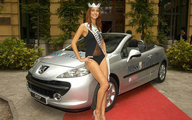 Miss-Peugeot-04.jpg