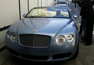 Celebrity-car4.jpg