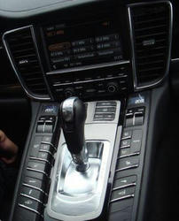 Porsche-interior-03.jpg