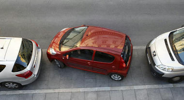 Peugeot107-02.jpg