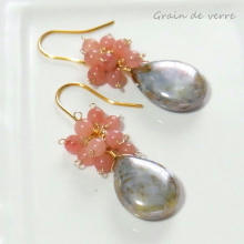 チェコビーズ&times;ピンクカルセドニーのピアス