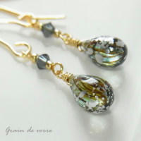 チェコドロップビーズ&times;スワロフスキーのピアス（モリオン）