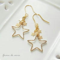 星のフレームピアス（Bタイプ）