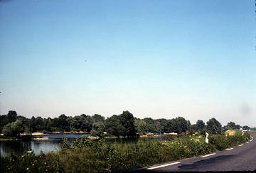 resize2430.jpg