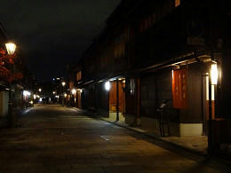 resize6830.jpg